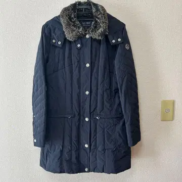 Armani Jeans 네이비 퀼팅 아우터