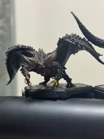 몬스터 헌터 네르기안테 피규어 몬헌