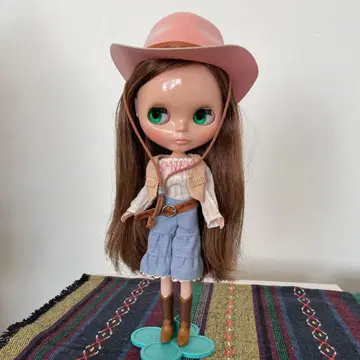 네오 브라이스 어반 카우걸