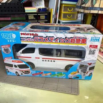 토이코 닛산 사운드 라이트 파라메딕 구급차