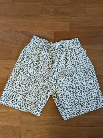 레오파드 무늬 M 사이즈 숏팬츠