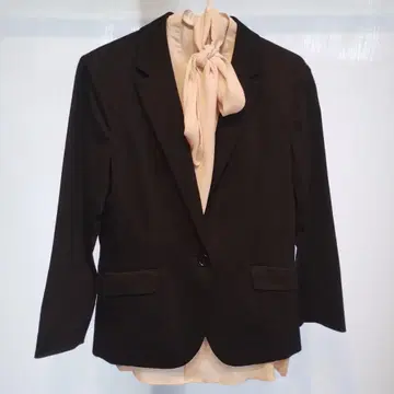 블랙 정장 자켓 긴팔