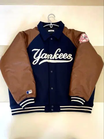 [ 새상품급 ] 페르슈 MLB 콜라보 바시티 자켓