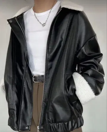 FRIFUL 페이크 가죽 자켓 블랙 가을 아우터