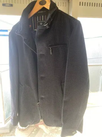 새상품급 MEN'S BIGI 코트 네이비 L 사이즈 (아마도)