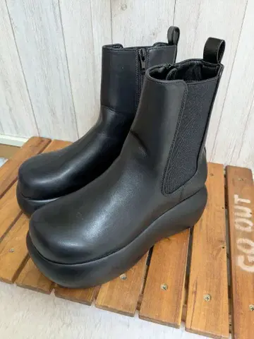 EVOL 이볼 동글동글한 부츠 통굽 22.5 블랙