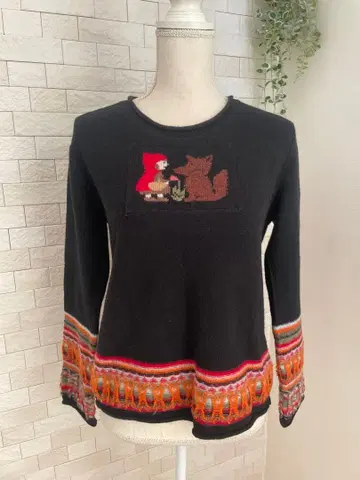 핑크하우스 긴팔 니트탑 빨간 망토 디자인