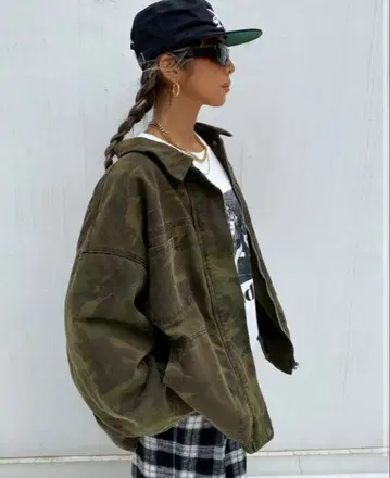 sudo 미개봉 새상품 카모플라쥬 아우터 완판템 안쪽 충전솜 퀼팅