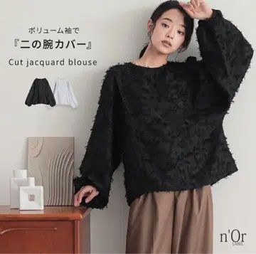 n'OrLABEL 컷 자카드 블라우스 블랙 사이즈 2