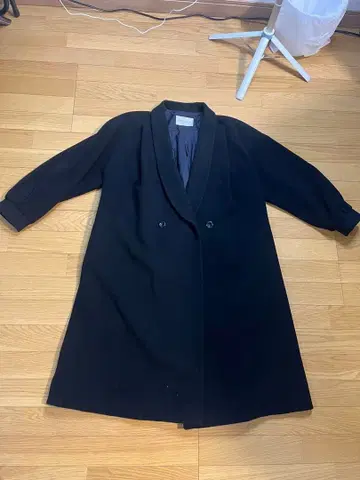 루이 준 블랙 롱 코트