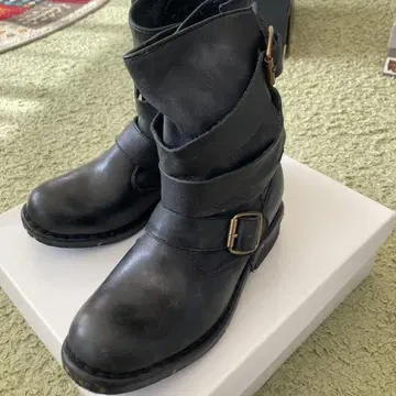 캠벨 블랙 가죽 엔지니어 부츠