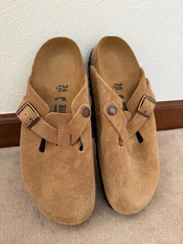 BIRKENSTOCK 보스턴 36 스웨이드 토프