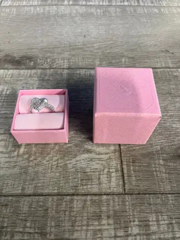 [새상품급] SWAROVSKI 스와로브스키 Matrix 하트 반지 18호