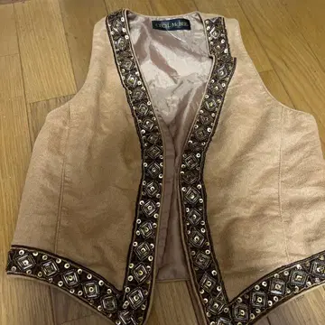 CECIL McBEE 베이지 비즈 자수 베스트 M