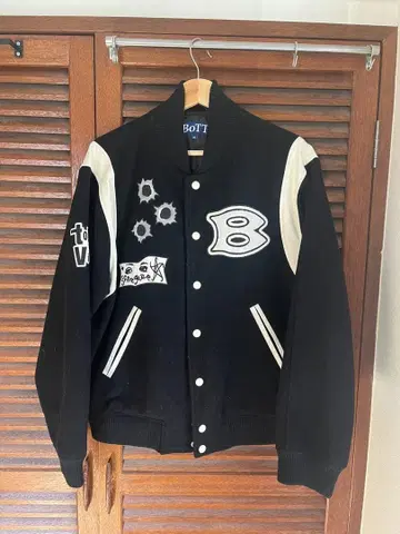 23AW BoTT 이세탄 한정 바시티 자켓