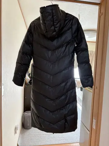 adidas 블랙 후드 부착 다운 벤치 코트 여성용 S 사이즈