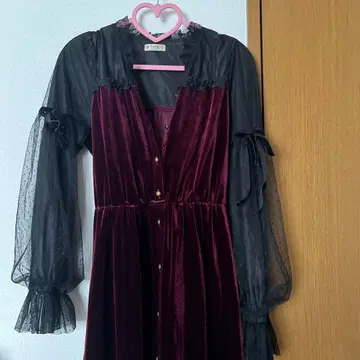 axes 클래식 벨로아 원피스