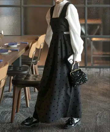 [포멀 대응] 플로키 도트 멀티웨이 오버롤 스커트