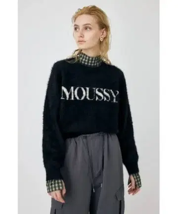 MOUSSY 로고 샤기 니트