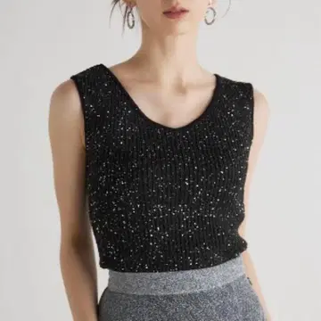 rienda 리엔다 스팽글 V넥 니트탑