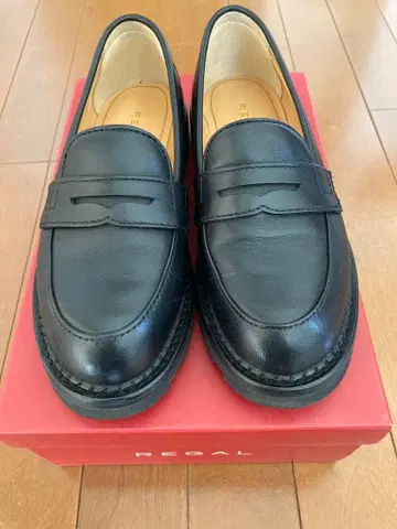 [ 새상품급 ] REGAL 리갈 가죽 로퍼 22.5