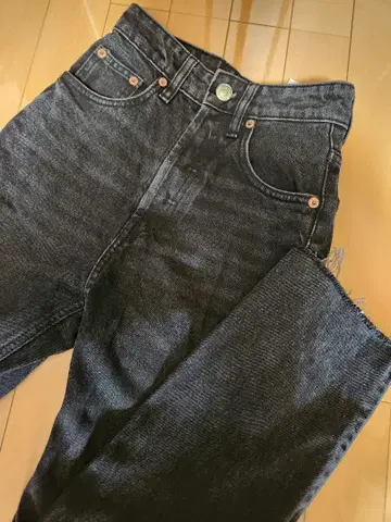 ZARA 블랙 데님 팬츠 32