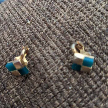 DAT 기재 디자인 골드 터콰이즈 귀찌