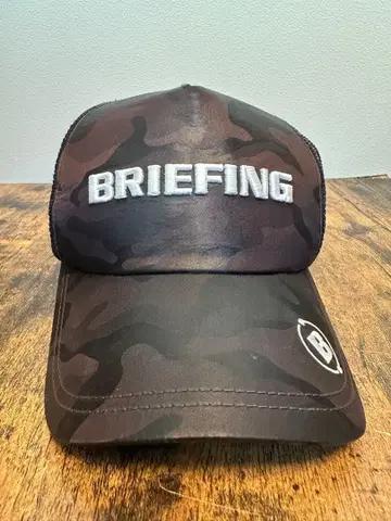 BRIEFING 카모플라쥬 캡 메쉬백