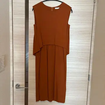 에스트네이션 셋업처럼 보이는 원피스