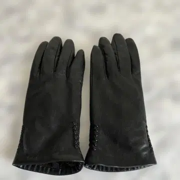 블랙 가죽 장갑