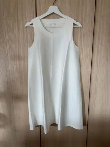 COS 화이트 슬리브리스 A 라인 원피스 S 사이즈