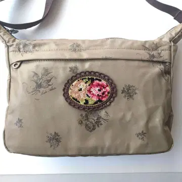 레이크알스타 꽃무늬 숄더백