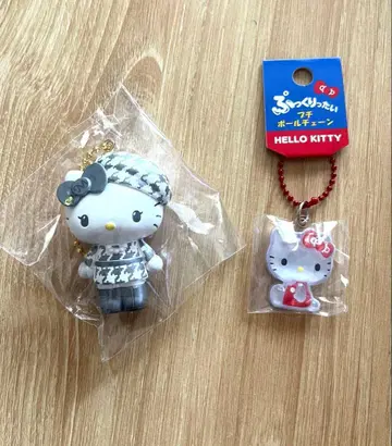 헬로키티 시크릿 마스코트 참 쁘띠 볼체인
