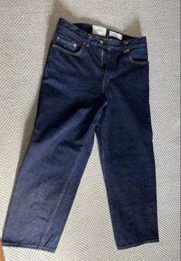 브랜드: YAECA (야에카) 아이템: 청바지 [와이드 테이퍼드]