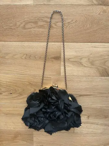 어반 리서치 체인 백 새틴