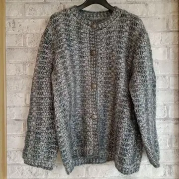 그레이 계열 두꺼운 원단 니트 가디건 긴팔 핸드메이드