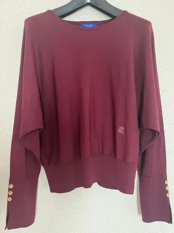 새상품급 블루 라벨 돌먼 슬리브 니트 38