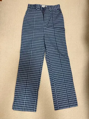 BeAMS. 체크 무늬 스트레이트 팬츠