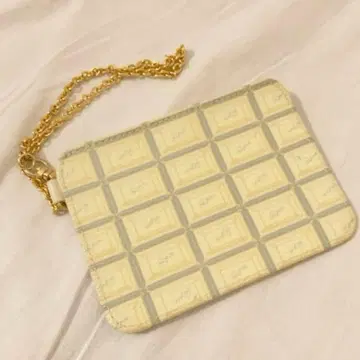 오늘 한정 Q-pot. 천연 가죽 화이트 초콜릿 카드 케이스 패스 케이스