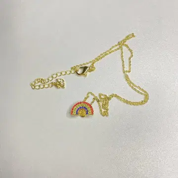 무지개 모티브 목걸이 컬러풀