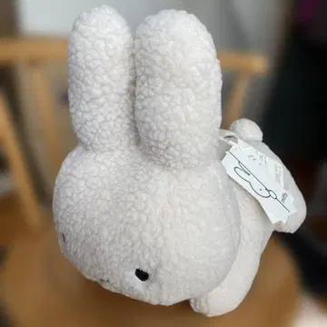miffy 화이트 봉제 인형