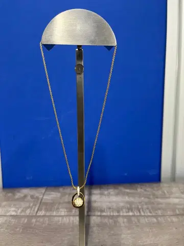 SWAROVSKI 스와로브스키 골드톤 큐빅 목걸이