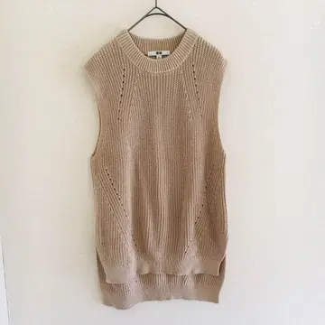 [ UNIQLO ] [ M ] 미들 게이지 크루넥 베스트 니트 베스트