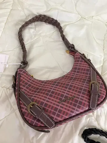 체크 무늬 핑크 핸드백