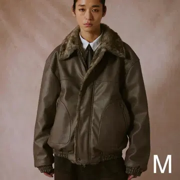 Camphor Wood 가죽/퍼 리버서블 플라이트 자켓 브라운