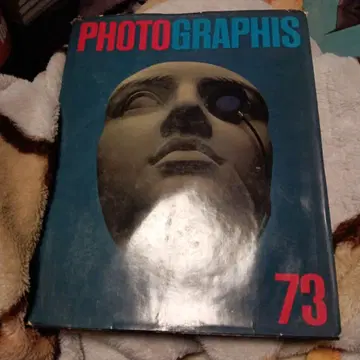 PHOTOGRAPHIS 73