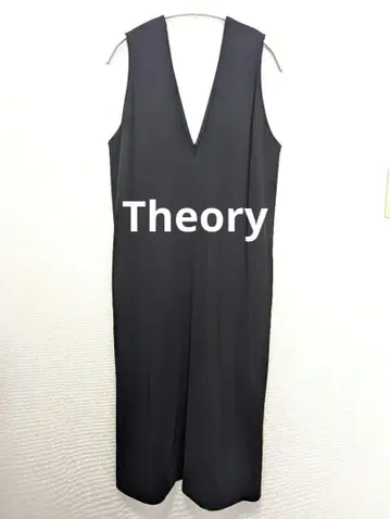 Theory V넥 원피스 S사이즈