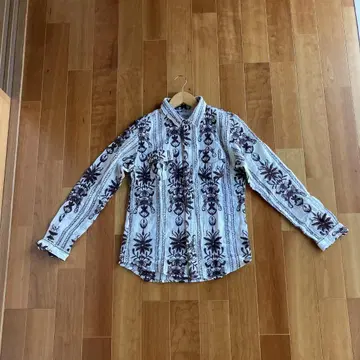 트윈즈 어쿠스틱 Twins Acoustic 자수 긴팔 셔츠