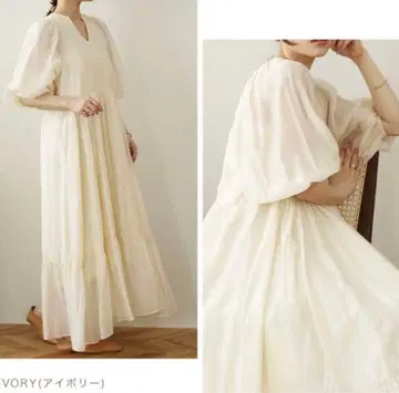 NOAHL 도킹 쉬폰 원피스 아이보리