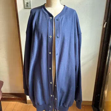 다크 블루 버튼 가디건